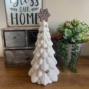 New 11” Decorative Cream Glitter Tree With Gingerbread Cookie Star Tree Topper